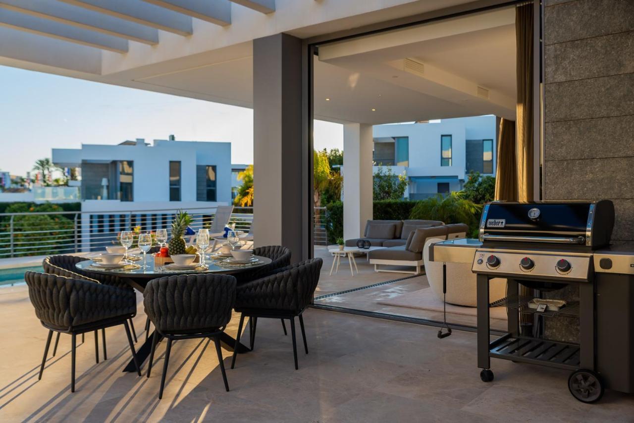 Vacation Marbella I Villa Schumacher, New Built, Sea View, Luxury, Private Pool Estepona Eksteriør billede