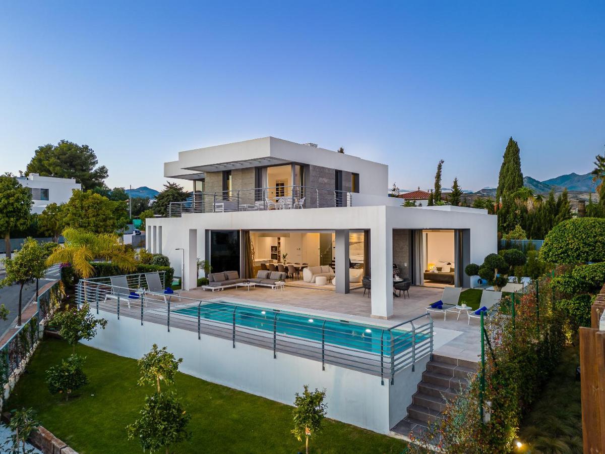 Vacation Marbella I Villa Schumacher, New Built, Sea View, Luxury, Private Pool Estepona Eksteriør billede
